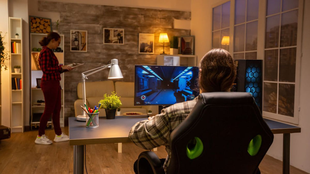 Seis características para buscar en un escritorio elevable para gamers