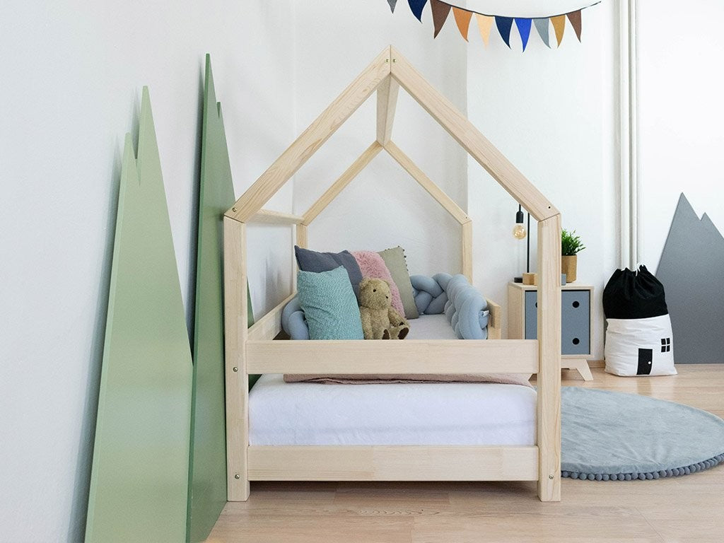 LUCKY House Bed with Side Roof and Front Safety Rail – 120–140 cm Wide