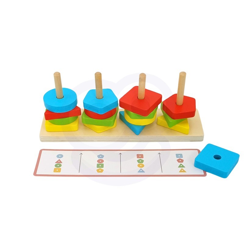 Montessori Puzzle Pyramid With Animals