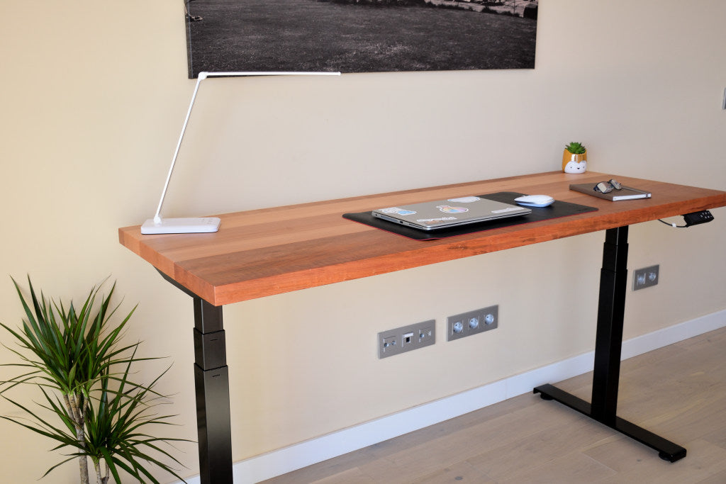 Mesa Elevable Madera Natural - Caoba - Premium