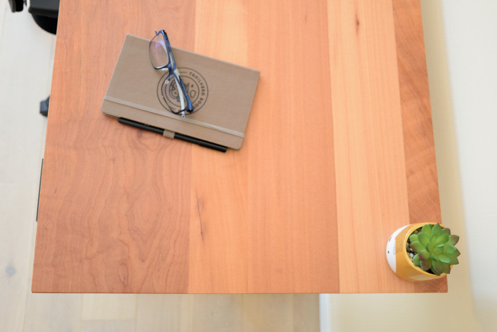 Mesa Elevable Madera Natural - Caoba - Premium